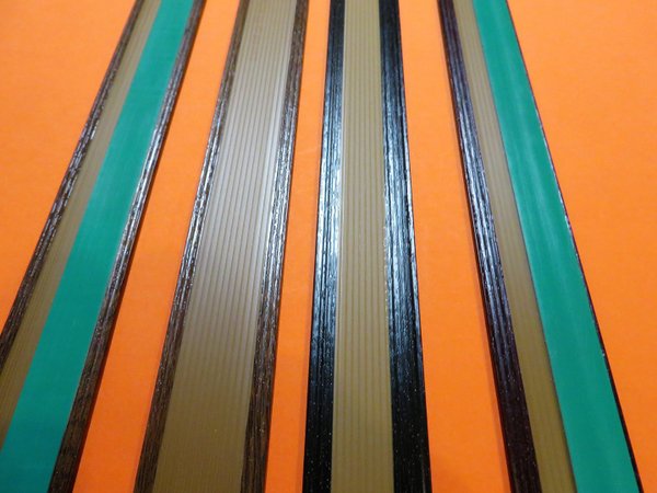 Renolit Dekor Flachleiste selbstklebend 30mm Ve 30m / 5Längen a 6m   18 Farben zur Auswahl